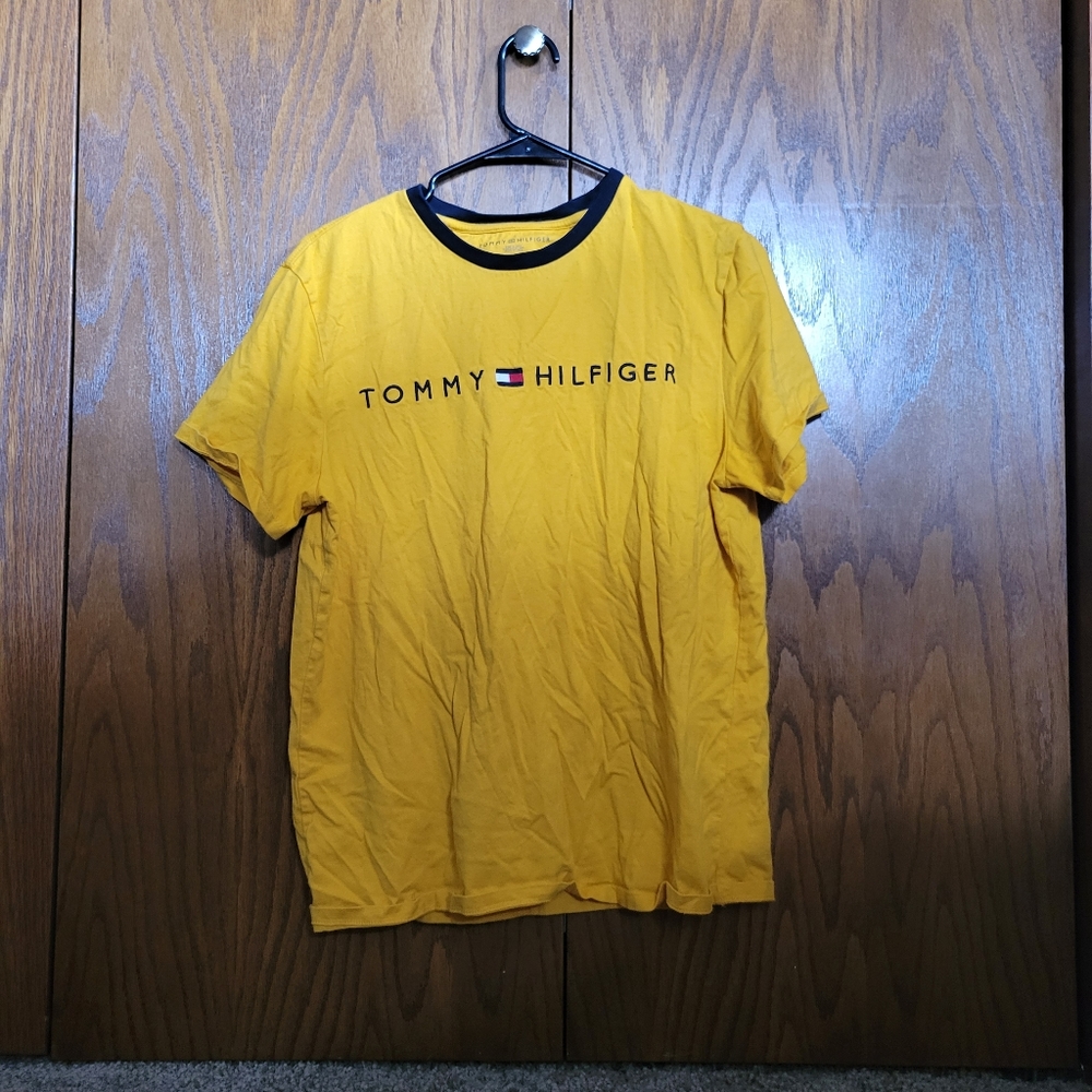 Yellow Tommy Hilfiger T-shirt